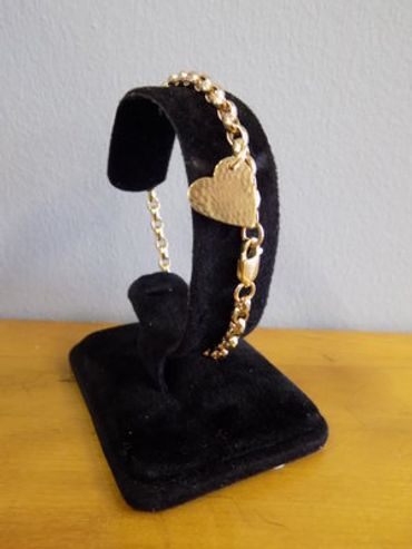 Victorian 9ct gold bracelet with 18ct handmade heart shaped charm