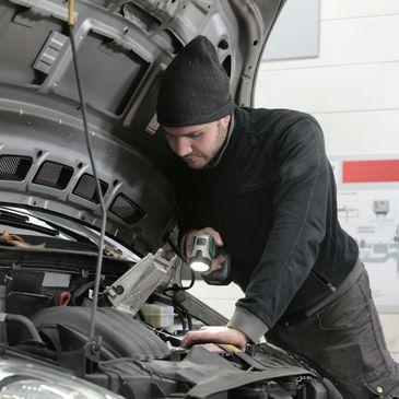 OTO TAMİR OTO BOYACI MOTOR YENİLEŞTİRMECİ