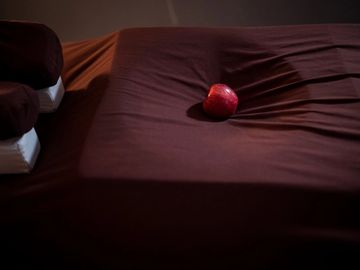 Prone lying pregnancy massage table