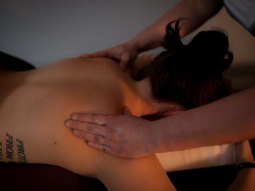 therapeutic shoulder massage