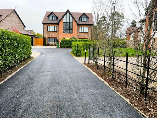 Tarmac Surfacing Contractor Road Wirral SMA Stone Mastic Asphalt Estate Macadam Specialist