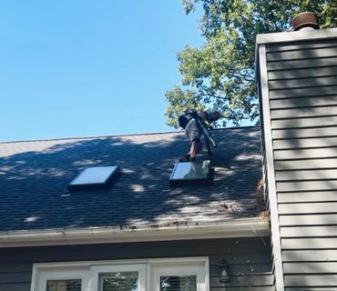 Gutter cleaning and roof blowing in Short Pump, Va.