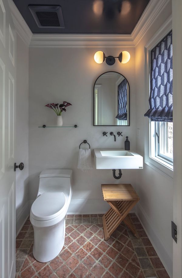 Westport CT high gloss gloss ceiling, modern roman shade, window treatment, custom concrete sink