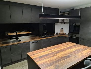 Kitchen install