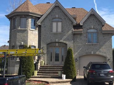 Toiture réparation de bardeau
Bardeaux
Toit a réparer
Toiture Longueuil
Toit de cabanon
Réparation