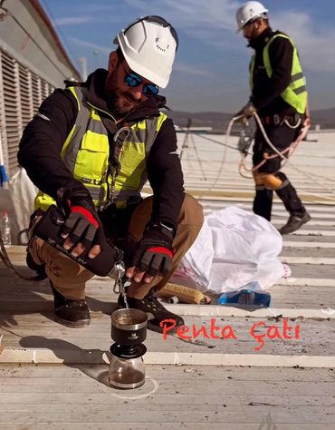 Fabrika çatı tamiri