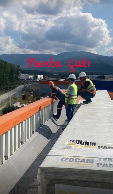 Antrepo çatı tamiri