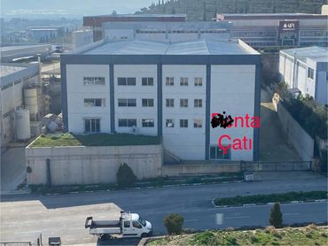 Endüstriyel fabrika çatı tamiri