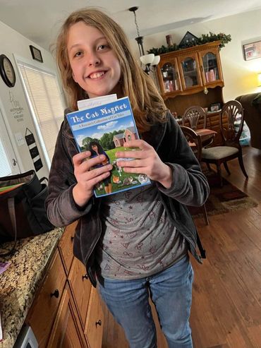 Cat Magnet Fan! Keelie. Her cat was busy in the litterbox!