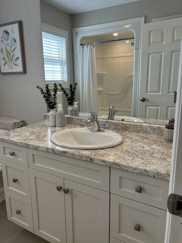 3 pce complete bathroom Reno