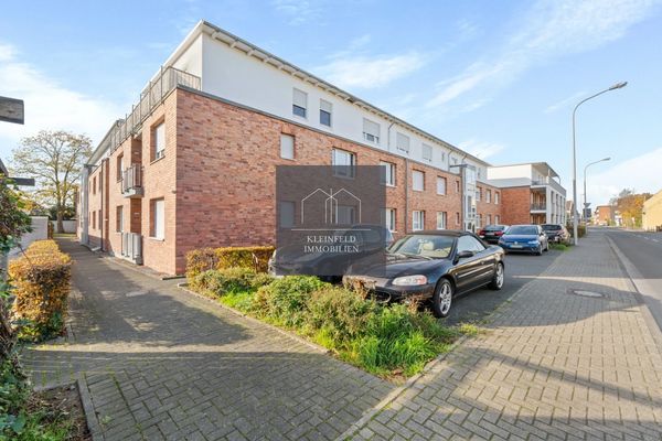 VERKAUF - Moderne Erdgeschosswohnung mit 2 Stellplätzen
Pulheim-Sinnersdorf