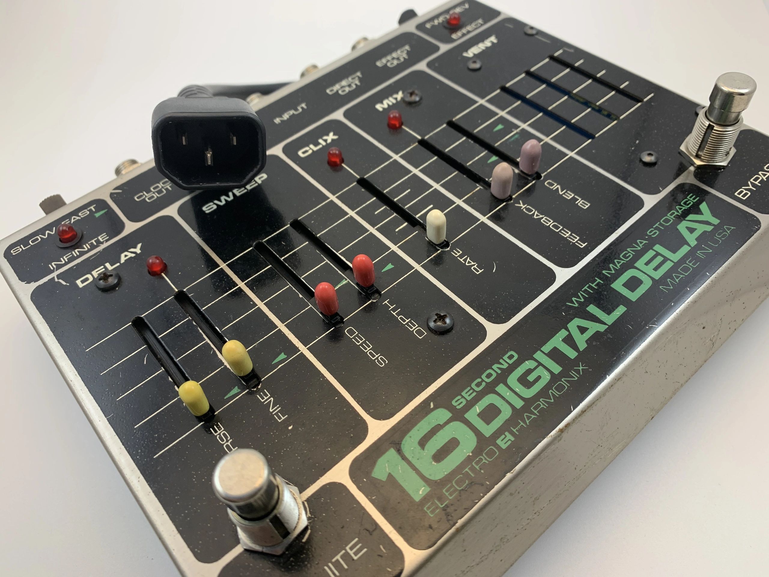 The Universal Power Mod is a modification to the original 16 second delay which removes the internal