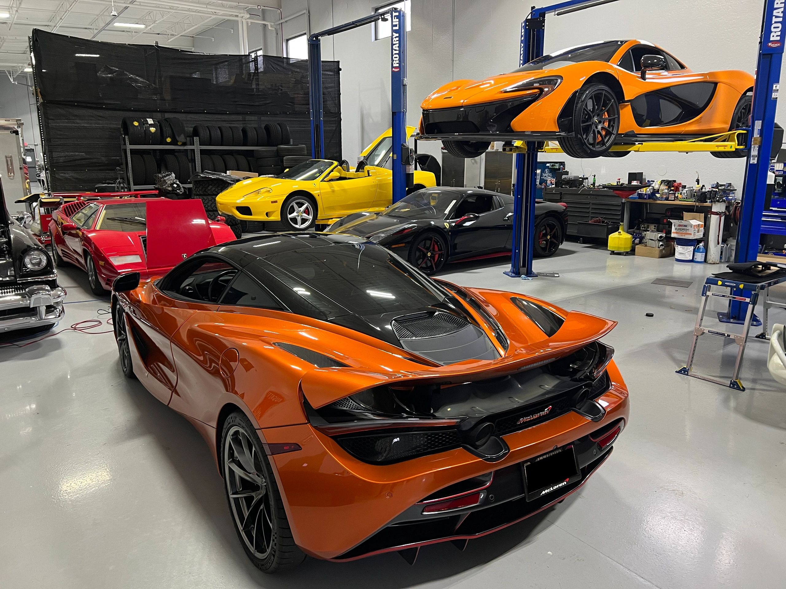 Apex Motorsports, LLC - McLaren - Buffalo Grove, Illinois