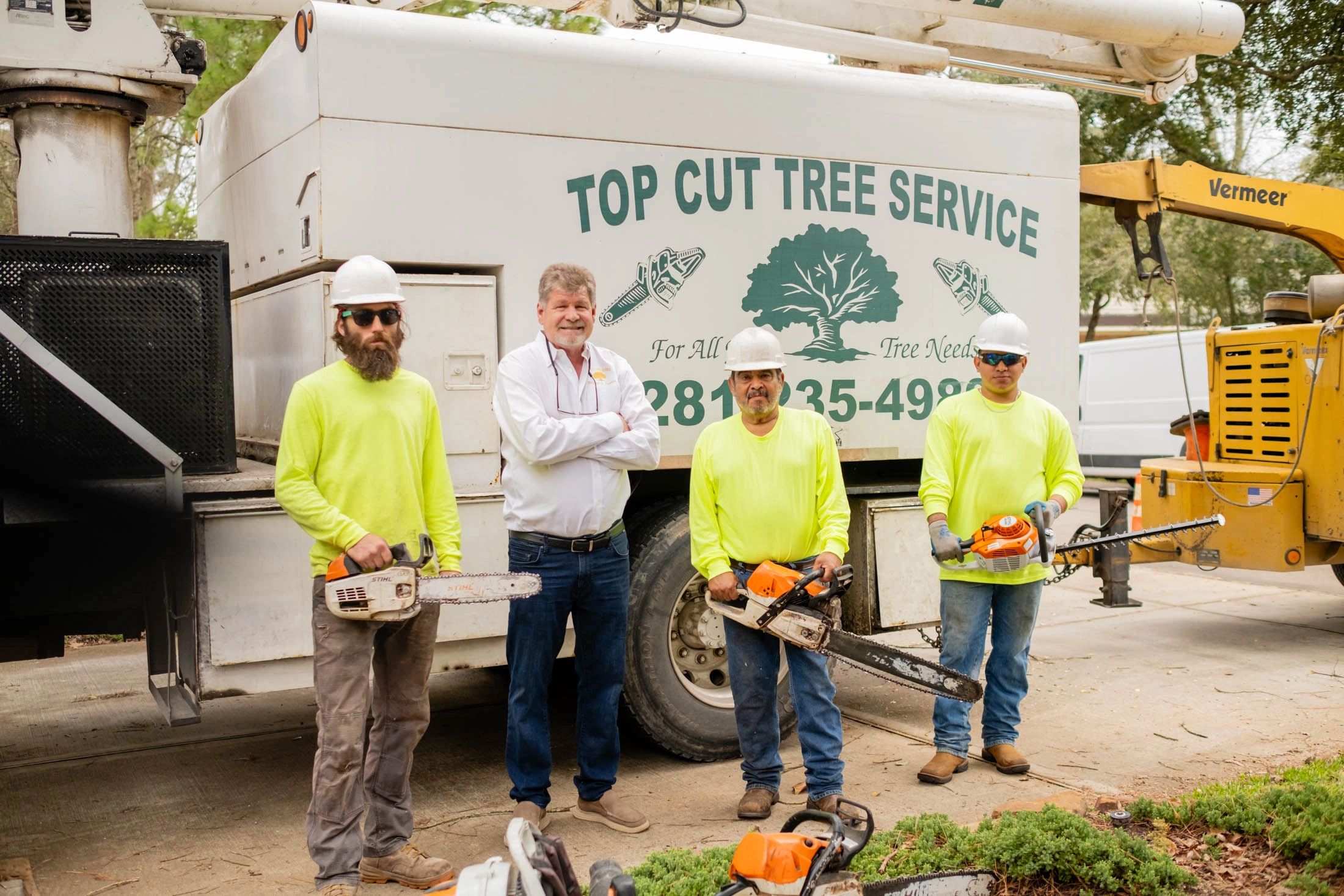 TOP CUT TREE SERVICE INC logo