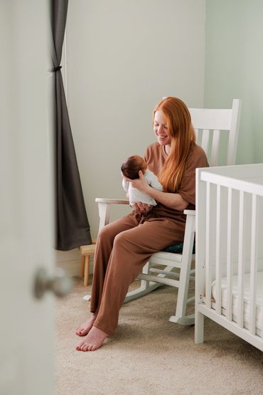 Karolynn Asplin abbotsford fraser valley photographer lifestyle newborn photography