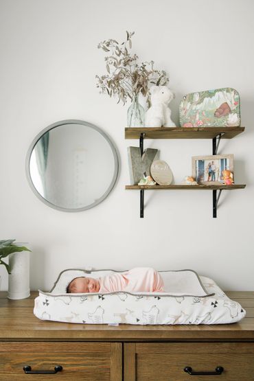 Karolynn Asplin abbotsford fraser valley photographer lifestyle newborn photography