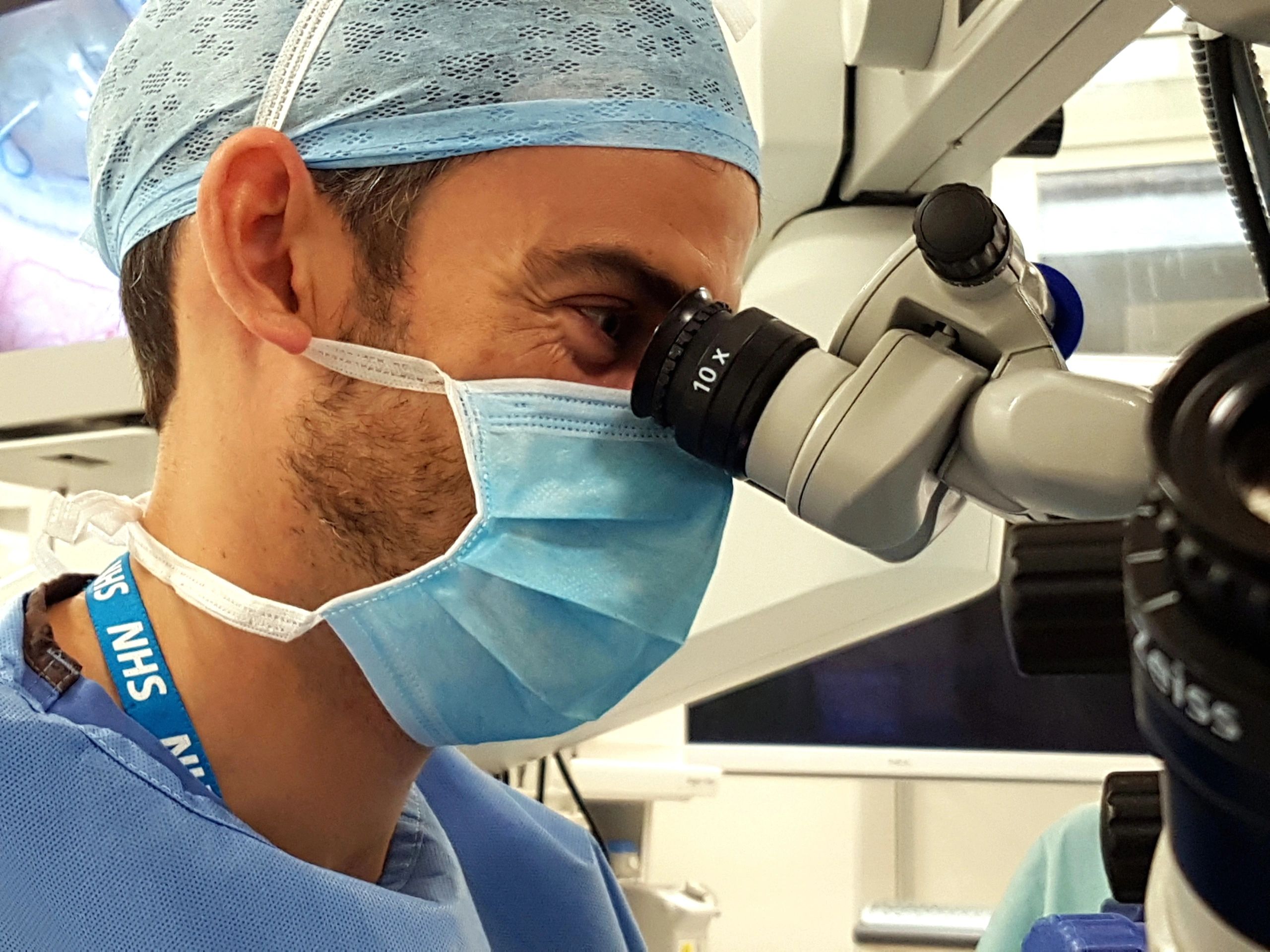 Mr Dan Lindfield, Guildford Eye Care Private Cataract Surgery
