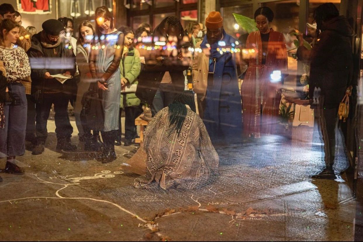 Leave the leaves performance, Savvy Contemporary, Berlin 2022