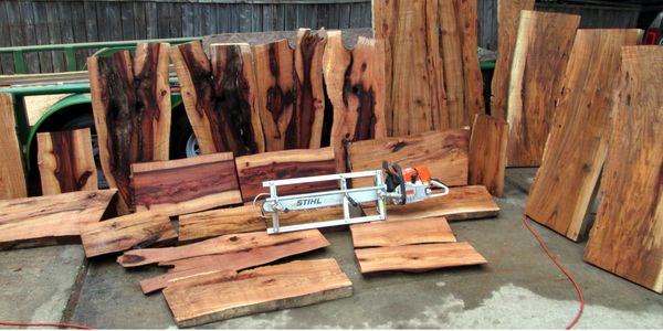 Slabs cut with Chainsaw mill