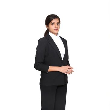 Advocate Menka Gupta: Chandigarh lawyer fluent in English, Hindi, Punjabi, Avdhi. Specializes in Cri