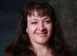 Frankie shines her light as a spiritual intuitive, Reiki practitioner, and Tarot card reader.