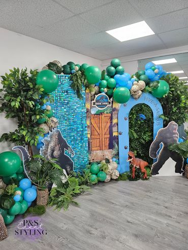 Dinosaur, king kong and godzilla themed balloon display.