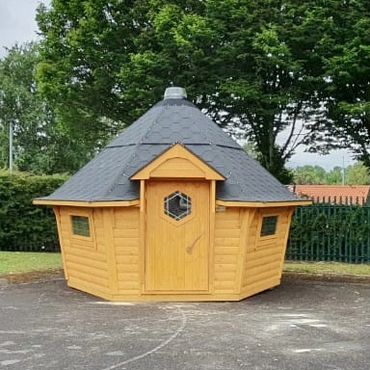 10m2 WUBI Scandinavian Grillkota style cabin with Light Dome fitted