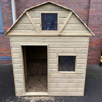 Children's role play, Dutch-style play barn / playhouse