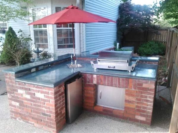 Outdoor kitchen
