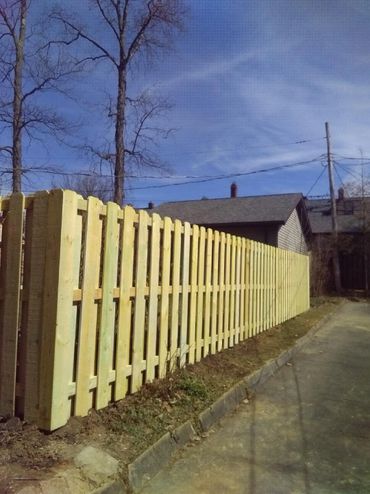 Complete Fence & Construction, LLC. Middlefield, Ohio.
Board On Board
Split Rail Fence