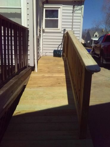 Complete Fence & Construction, LLC. Middlefield, Ohio.
wheel chair ramp
deck