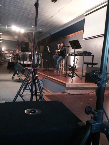 Leanette Lopez Music Redemption Praise