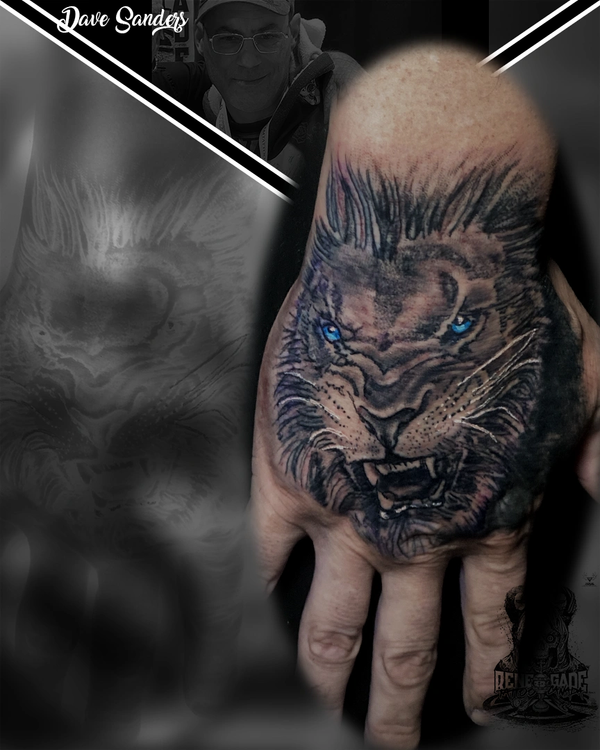 Tiger hand tattoo by Dave Sanders, Renegade tattoo Canada, Hamilton, Ontario