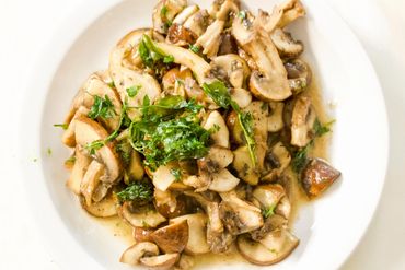 Food placed in plate