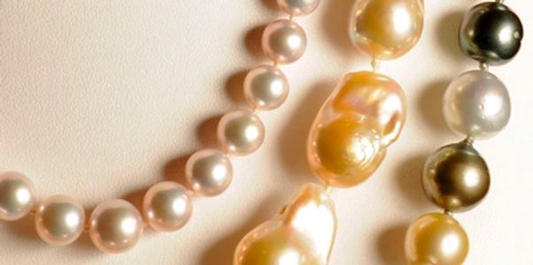 Colliers de perles
Bijoux en perles Boutique LA PERLE GEOMANIA Québec