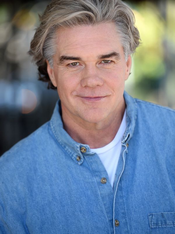 Headshot of David Nash, actor