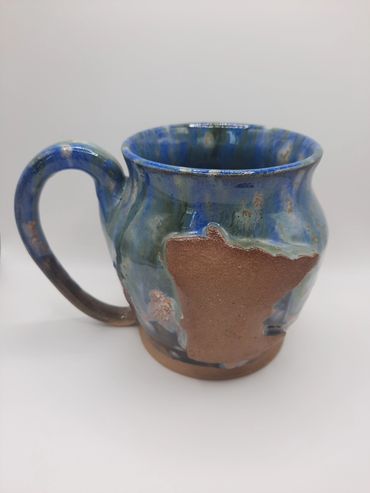 This glaze looks like the painting starry night, just don't fall asleep holding it, that would get m
