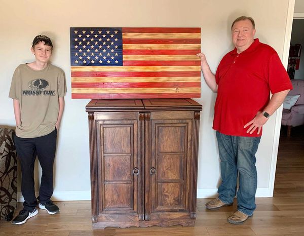 Large Traditional American wooden flag in Bella Vista, Arkansas