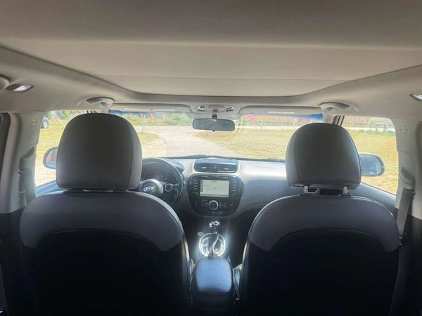 2016 Kia Soul + - Photo 12