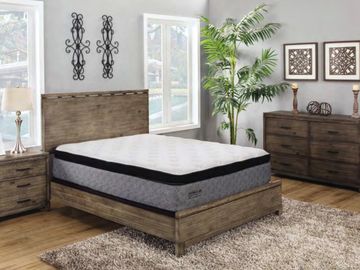 Queen comfortable hybrid mattress.