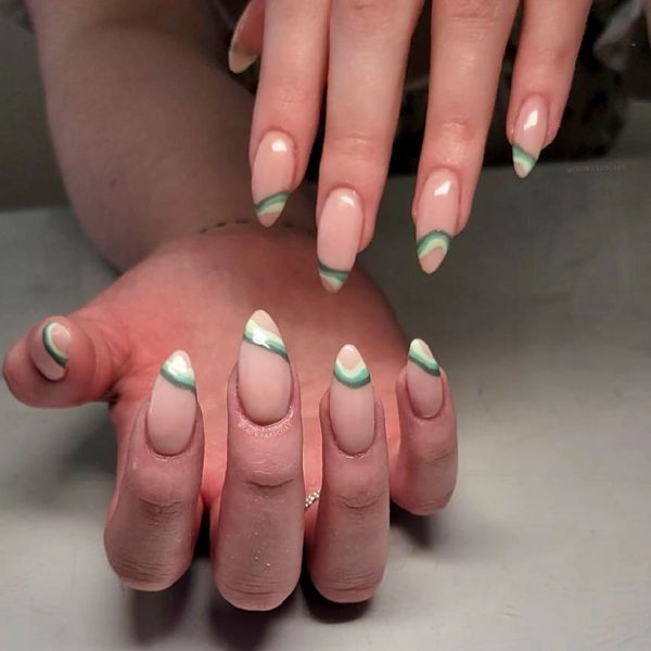 ABSTRACT GREEN WAVES NAIL ART BY NAIL TECHNICIAN