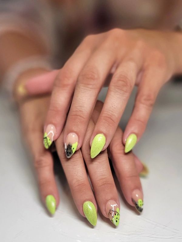 ABSTRACT NAIL ART DONE BY A NAIL TECHNICIAN