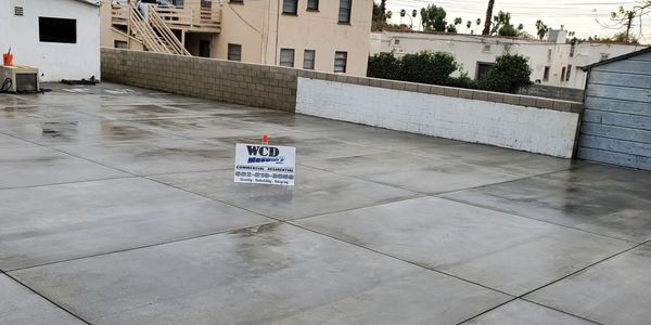 Smooth finished concrete slab