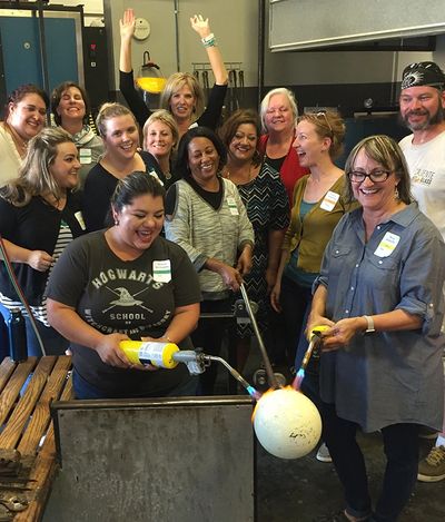 Glass blowing team event employee reward and incentives cooperation community classes glass art