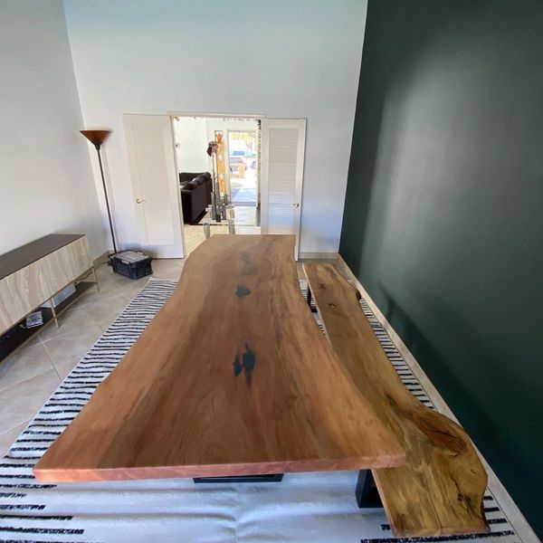 Sycamore table and bench