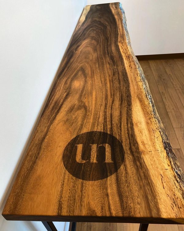 Raintree standing desk