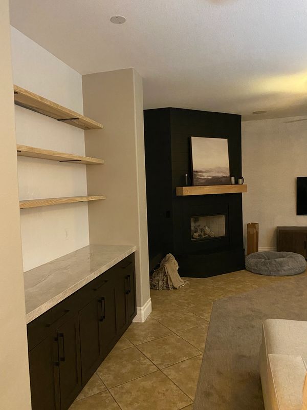 Ash shelf and ash mantel