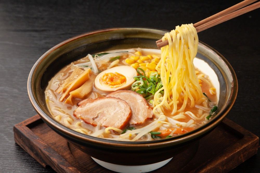 Dessert noodles egg Beep on the plate