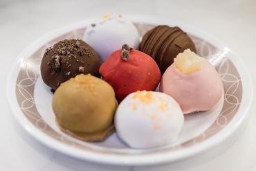 Cake pops/cake truffles 