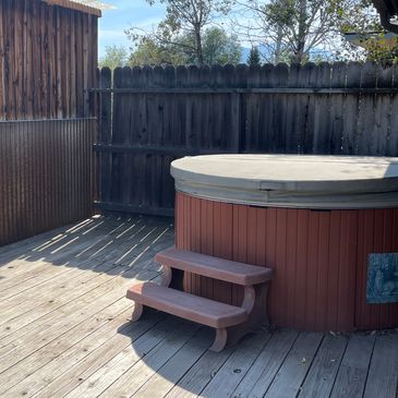 Hot Tub on the back deck